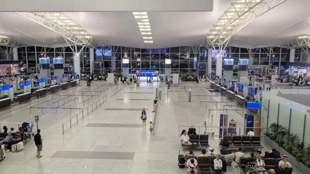 ノイバイ空港